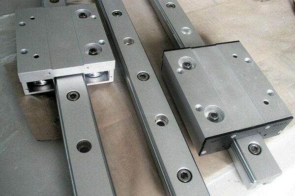 迷你字雕刻機(jī)直線導(dǎo)軌 迷你字雕刻機(jī)直線導(dǎo)軌