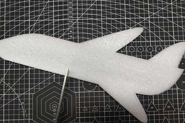得馬Z3高速巡邊雕刻機(jī)切的PP棉 得馬Z3高速巡邊雕刻機(jī)切的PP棉